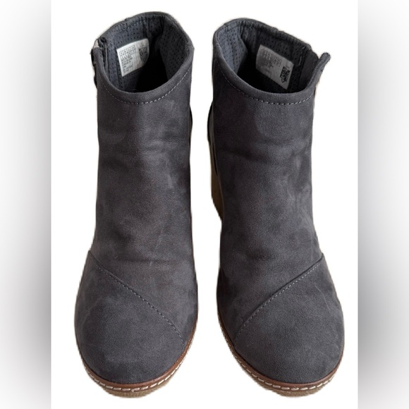 TOMS Gray Clare Wedge Boot Size 8 - Picture 2 of 8